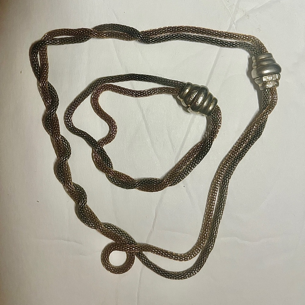 Sophisticated Twisted Chain Necklace in Brown and Gold